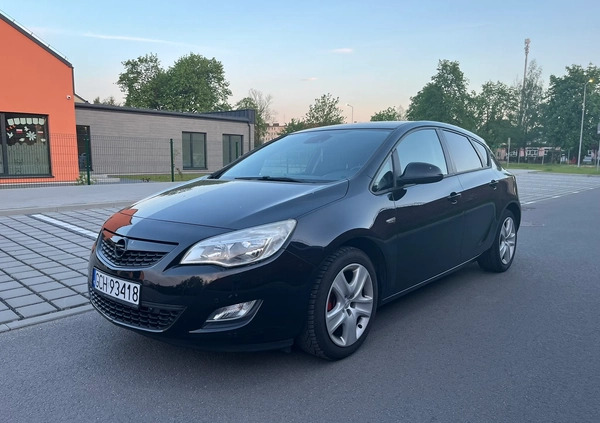 Opel Astra cena 22300 przebieg: 189300, rok produkcji 2010 z Chojnice małe 379